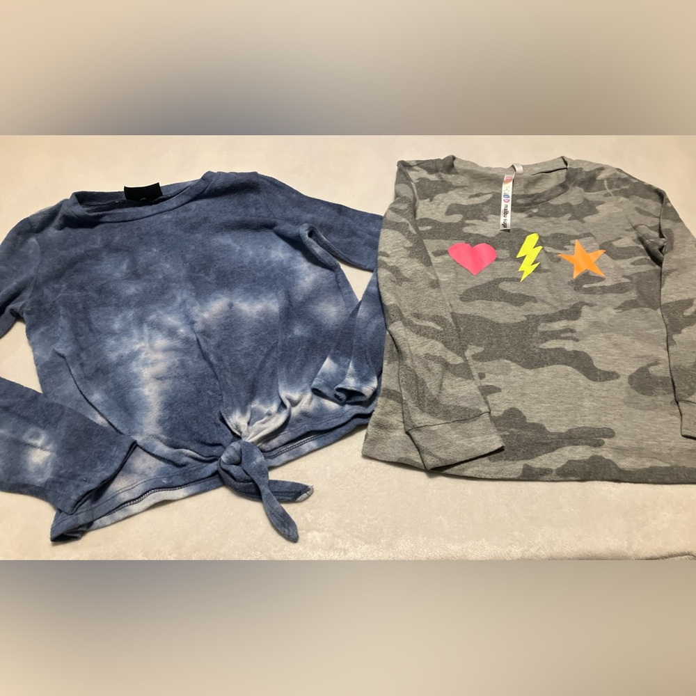2 long sleeve camo tops